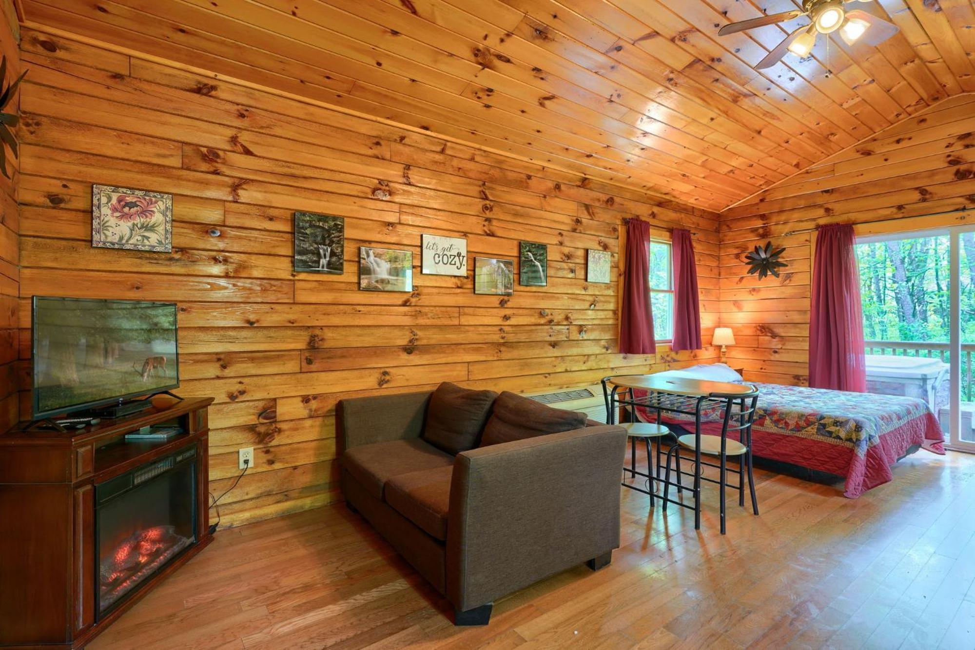 Blue Rose Cabins - Cozy Cabin Logan Eksteriør billede