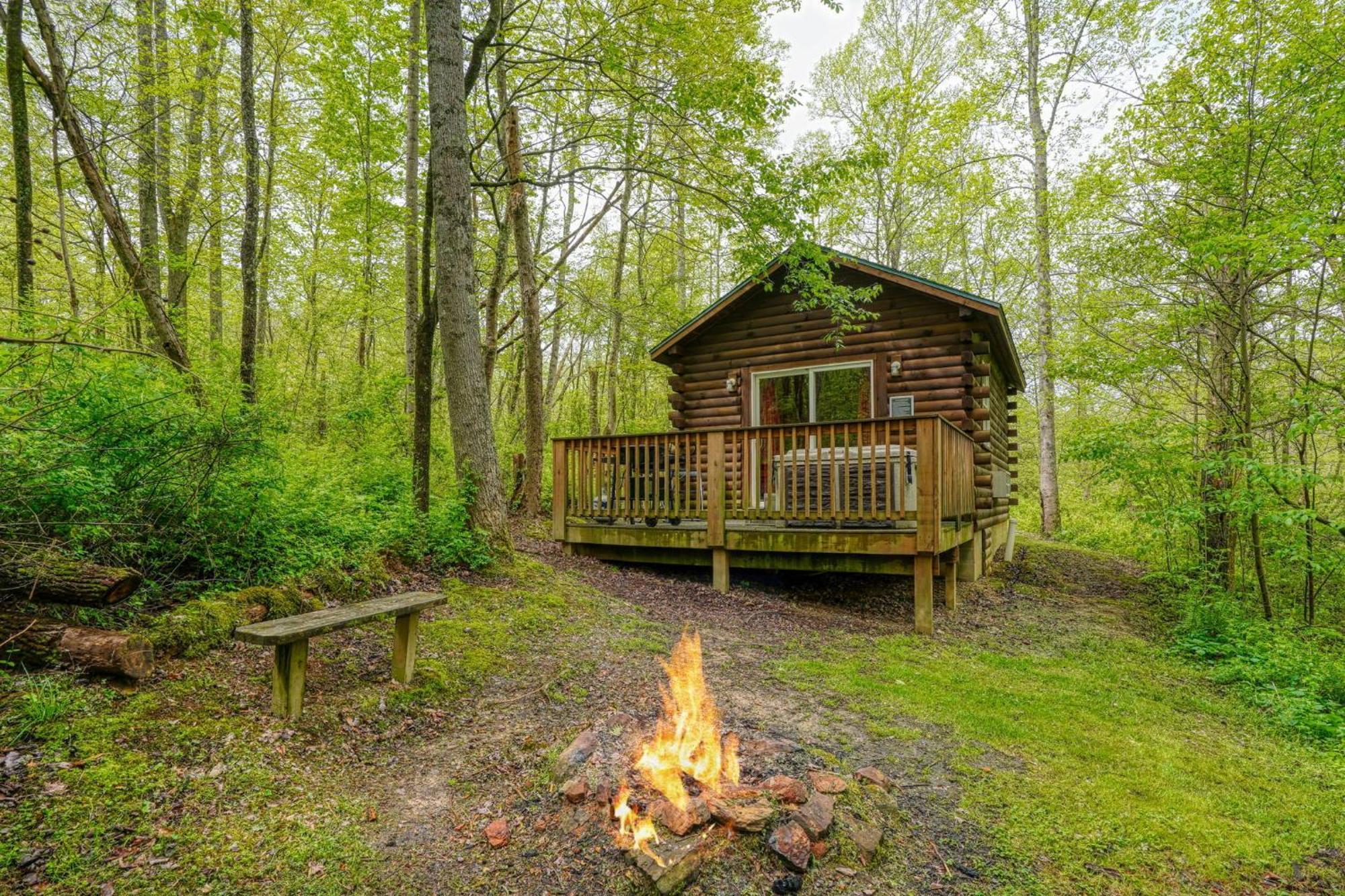 Blue Rose Cabins - Cozy Cabin Logan Eksteriør billede